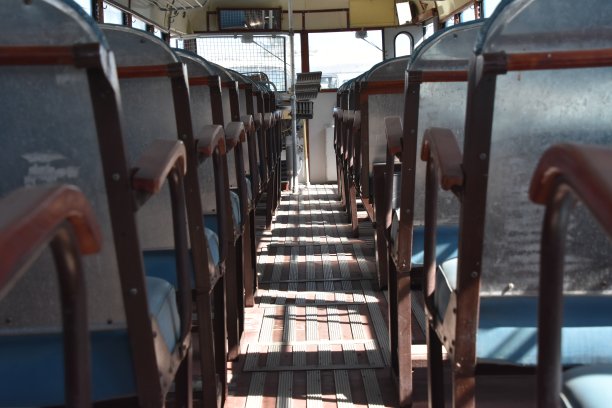 旧公共汽车图片下载