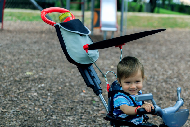 这个主题公园的宝宝快乐吗图片下载