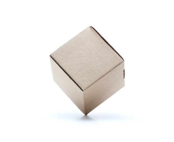 灰色纸箱孤立在白色背景图片下载