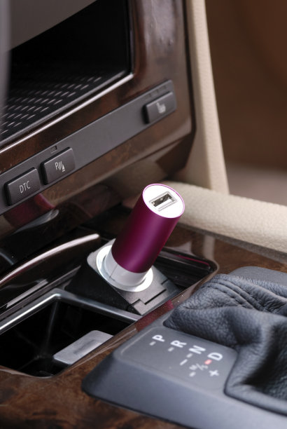 USB充电器图片下载