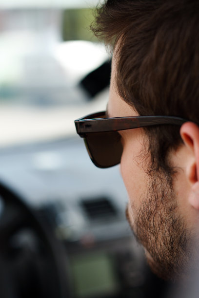 驾驶汽车图片下载