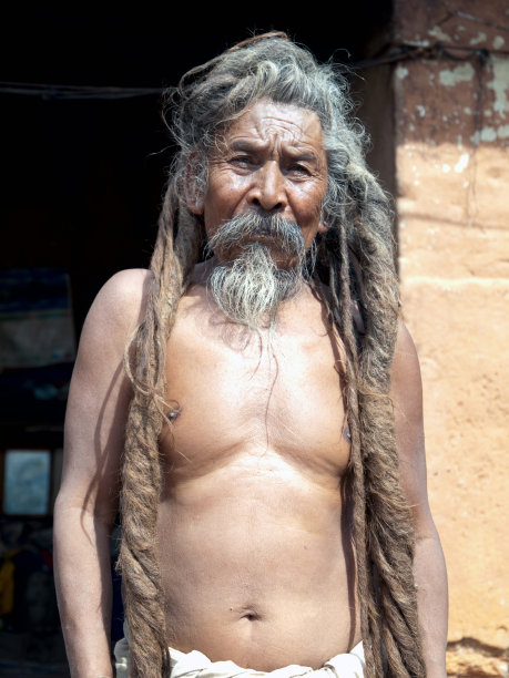 苦行僧图片下载