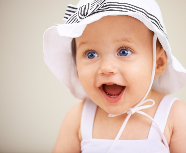 为海滩而兴奋图片下载