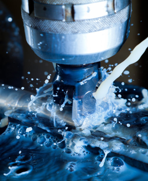 铣床运行中(模糊运动)。图片下载