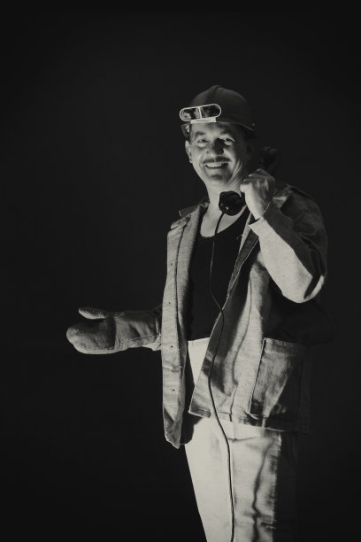 变革的主导者图片下载