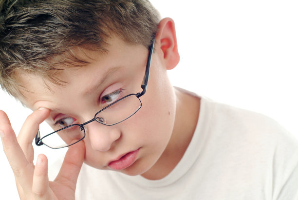 男孩-无聊僵硬图片下载