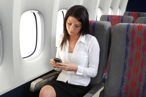 飞机上发短信图片下载