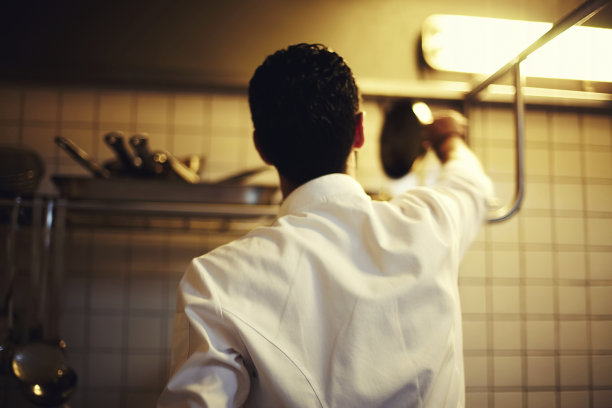 厨师在工作中图片下载