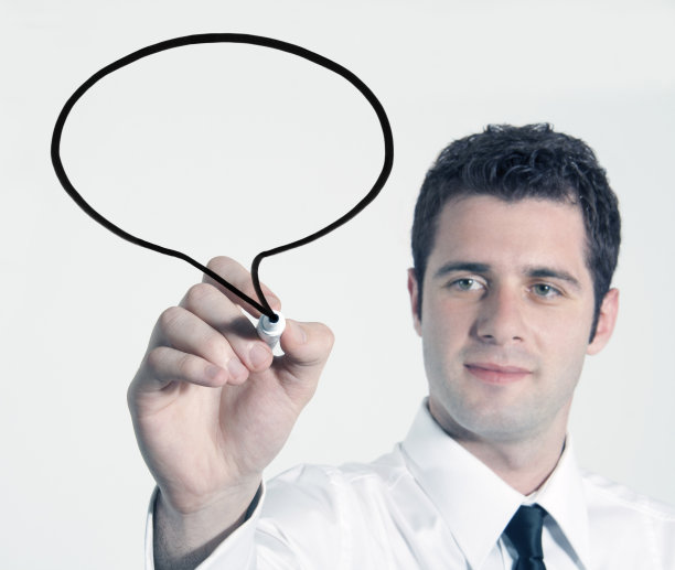 商人在屏幕上画泡泡图片下载