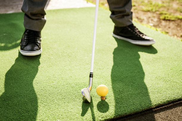 高尔夫球运动员图片下载