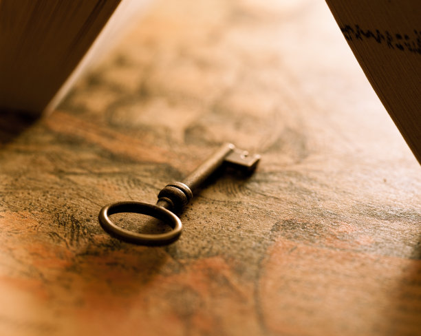 打开知识的钥匙图片下载