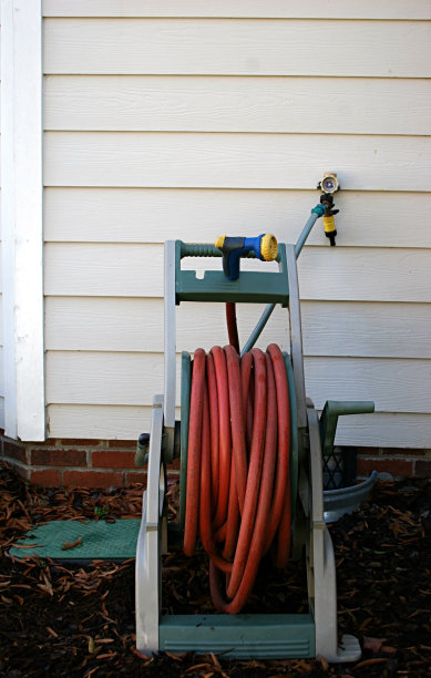花园软管卷轴前视图垂直-照片要求图片下载