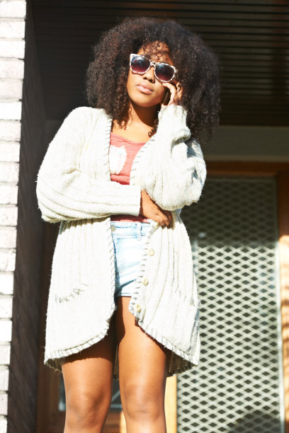 与每一种趋势保持联系图片下载