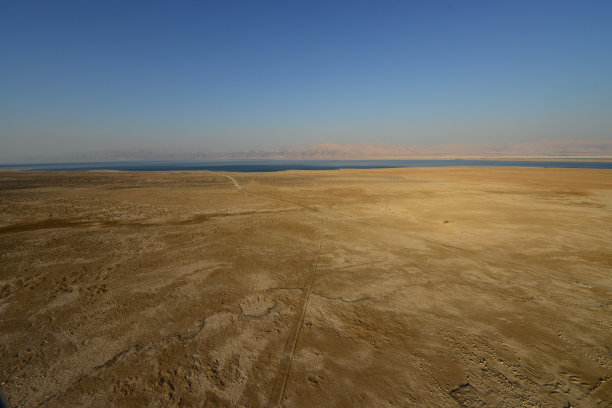 航拍：沙漠景观图片下载