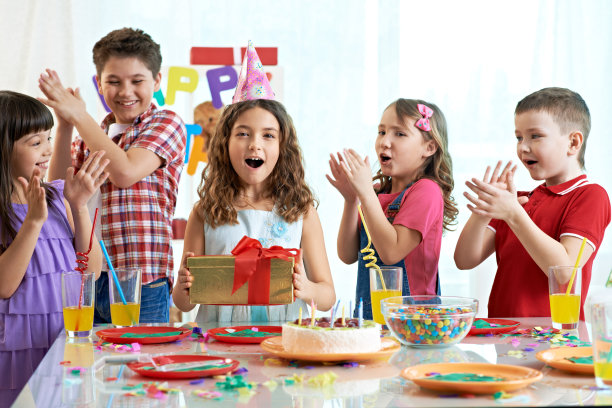 小孩图片素材ID：146465620