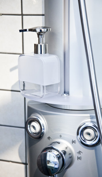 浴室里的自动售货机素材图片