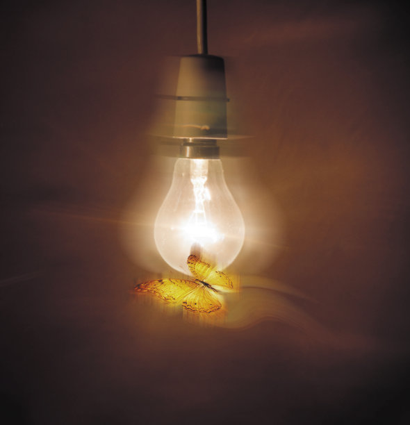 靠近灯光图片下载