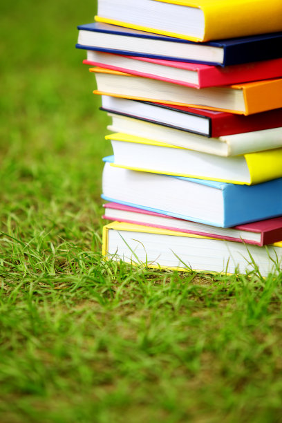 五颜六色的书图片下载