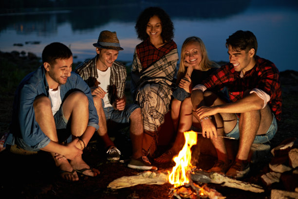 友谊圈里最好的夜晚图片下载