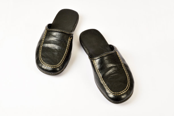 拖鞋(点击查看更多)图片下载