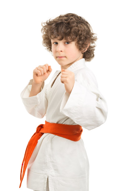 穿着和服的8岁男孩图片下载