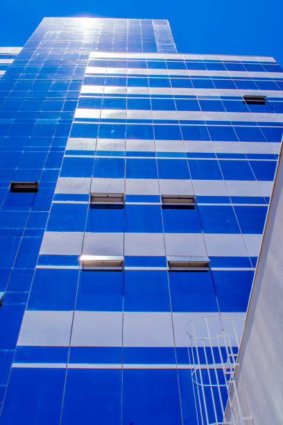 未来金融区玻璃和钢铁图片下载