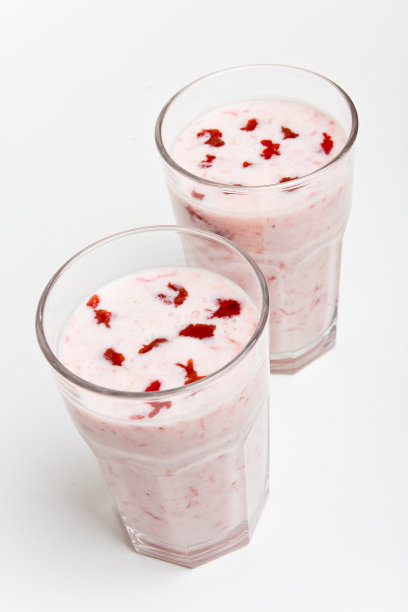 浆果牛奶鸡尾酒图片下载