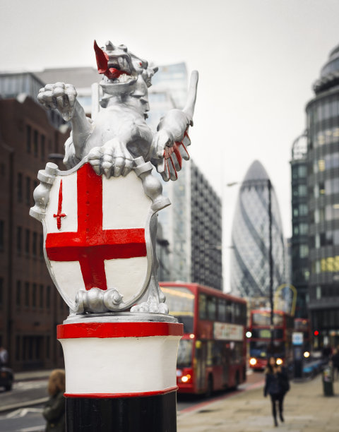 龙守卫着伦敦城图片下载