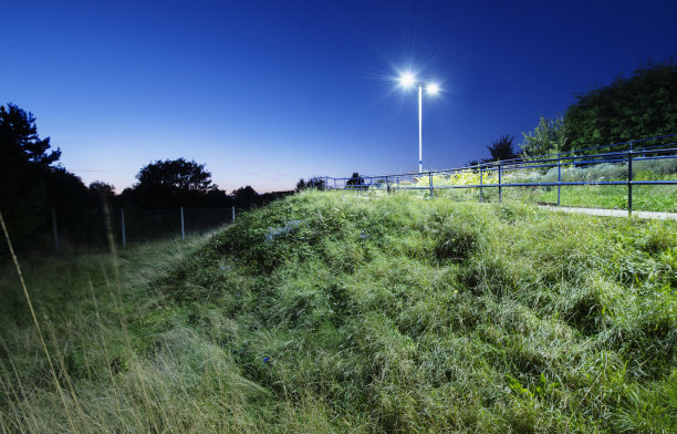 黑暗中的未来之光图片下载