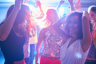 夜生活图片下载