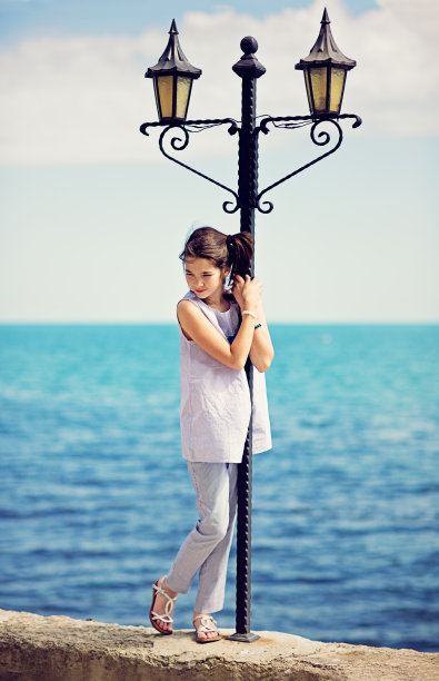 在海滩上图片下载