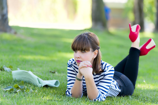 惊人的女人图片下载