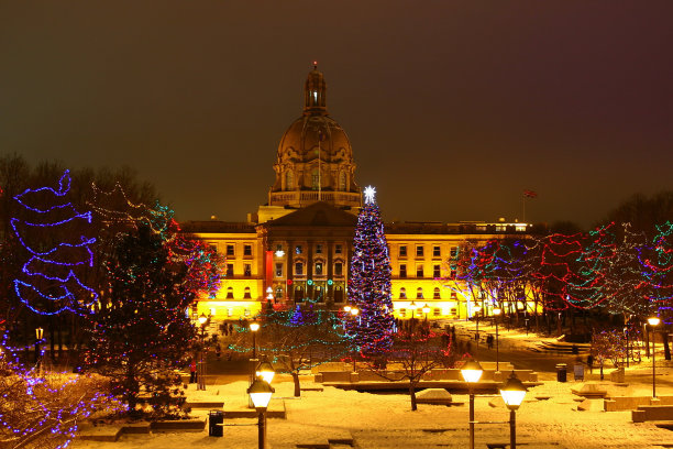 阿尔伯塔省议会的圣诞节图片下载