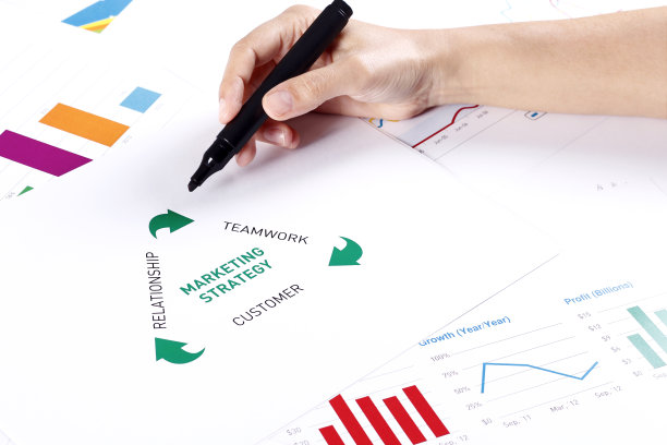 用记号笔绘制业务图表图片下载