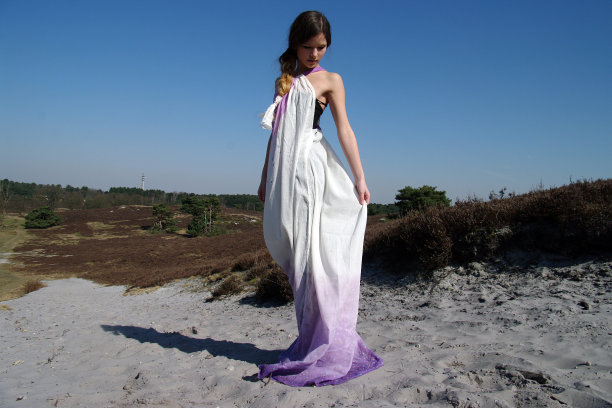 展示一件新衣服图片下载