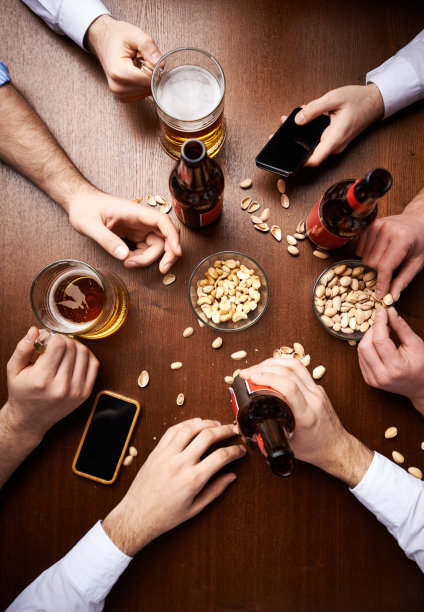 啤酒的时间图片下载