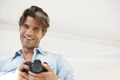 他酷爱摄影图片下载