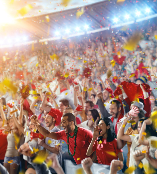 体育迷们:快乐加油的朋友们图片下载