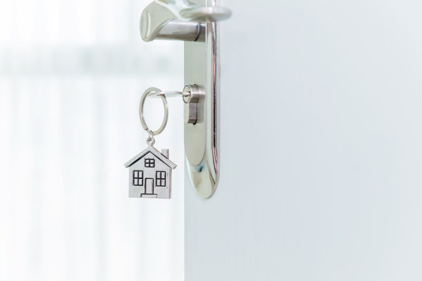 钥匙在门图片下载