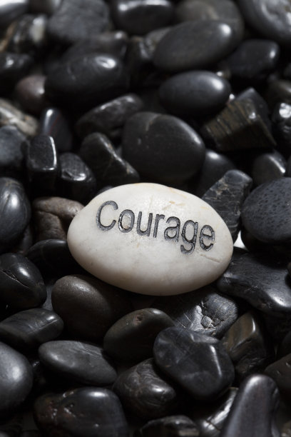 勇气鼓舞人心的石头图片下载