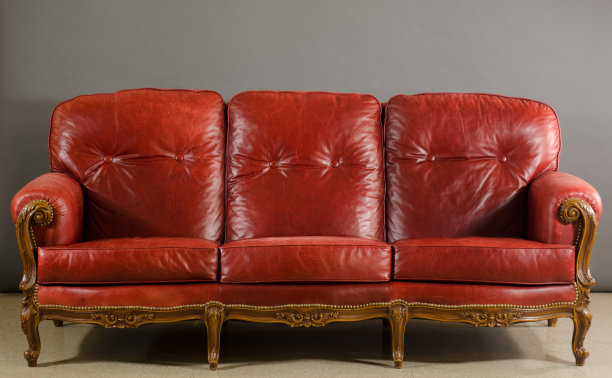 红色真皮沙发，路易十五风格图片下载