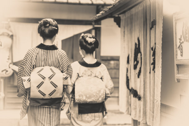 很久以前，在日本的一个村庄里，朋友们。图片下载