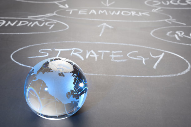 战略概念与全球。图片下载