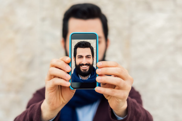 男人显示有问题图片下载