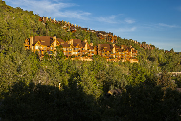 魁北克特朗山的山景图片下载