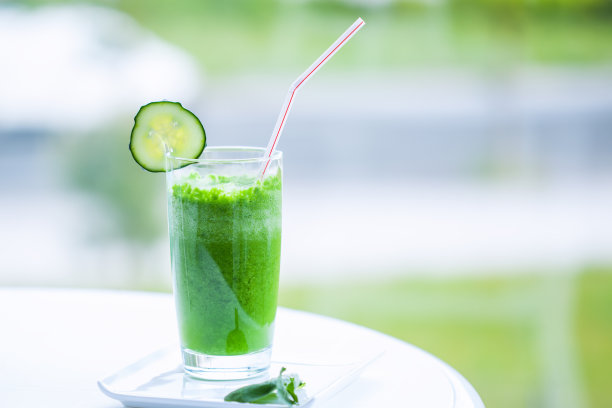 鲜绿的奶昔图片下载