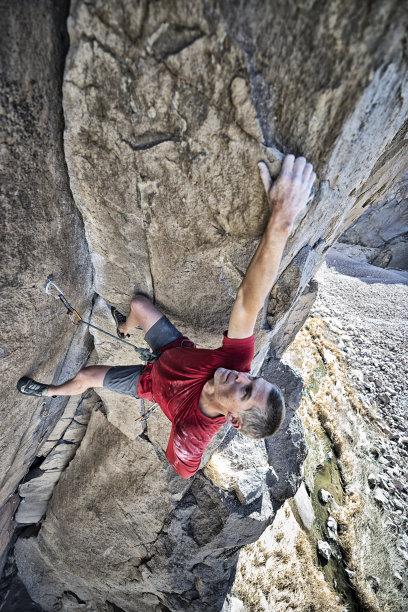极端的攀岩图片下载