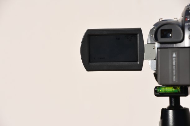 三脚架上的摄像机图片下载