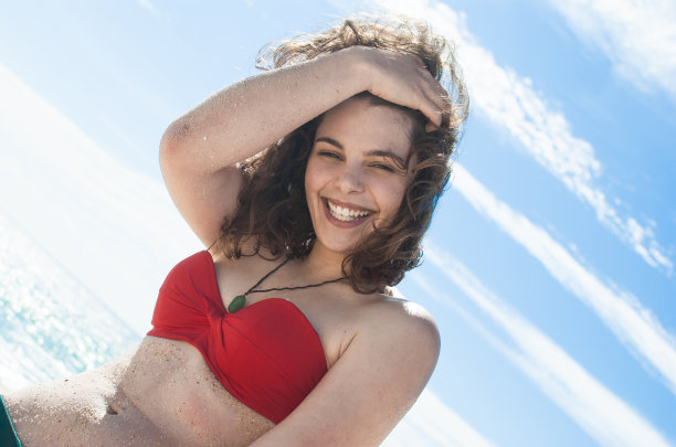 在海滩上图片下载