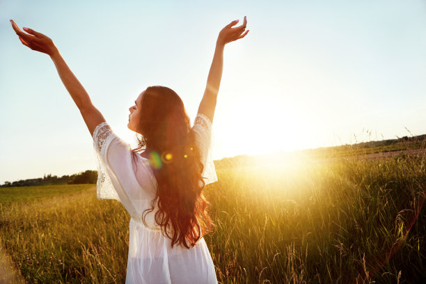 让你的精神翱翔图片下载